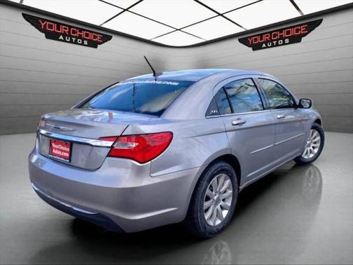 2014 Chrysler 200 Touring