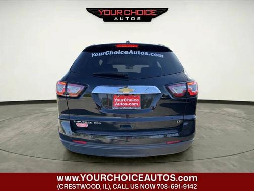 Mosaic Black Metallic 2017 Chevrolet Traverse 2LT