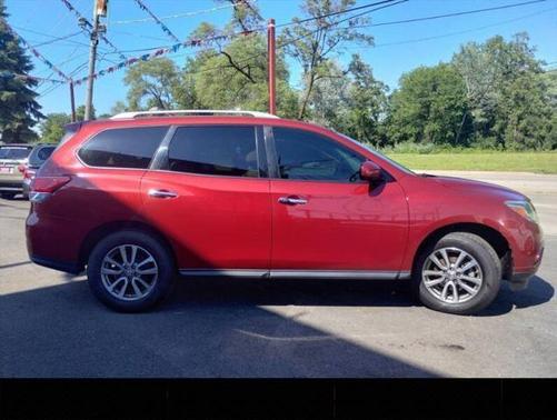2013 Nissan Pathfinder SV