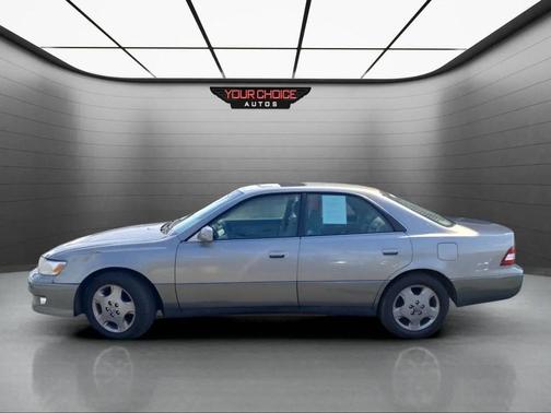 2000 Lexus ES 300 Base
