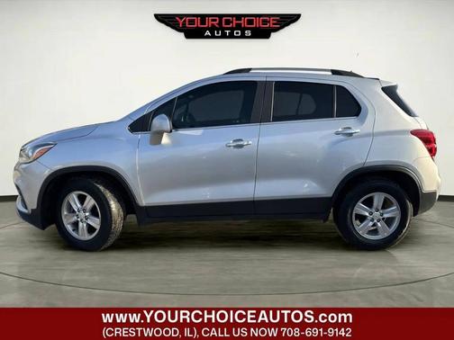 Silver Ice Metallic 2019 Chevrolet Trax LT