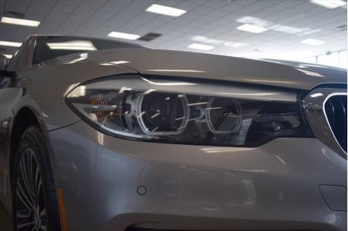 2017 BMW 530 530i 4dr Sedan