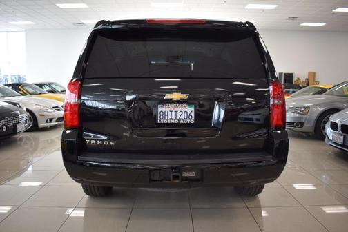 Photo 5 of 48 of 2017 Chevrolet Tahoe LT