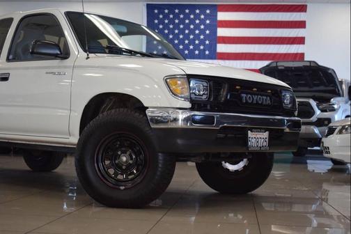 1996 Toyota Tacoma Base