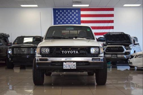 1996 Toyota Tacoma Base