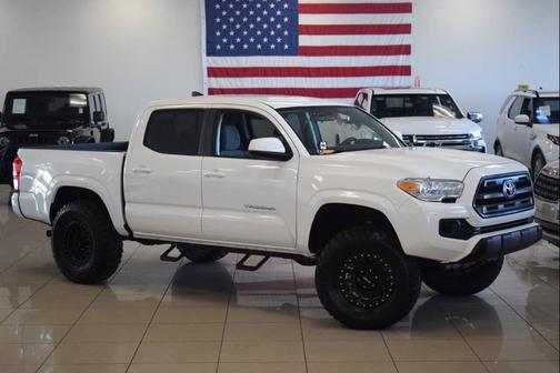 Super White 2017 Toyota Tacoma SR