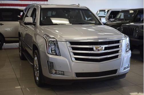 2017 Cadillac Escalade Luxury