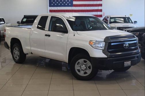 Super White 2016 Toyota Tundra SR
