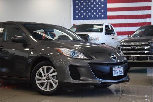 2013 Mazda Mazda3 i Touring