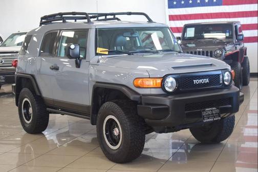 2013 Toyota FJ Cruiser Base