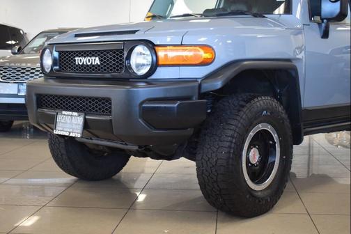 2013 Toyota FJ Cruiser Base
