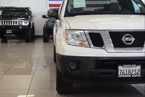 Glacier White 2019 Nissan Frontier S