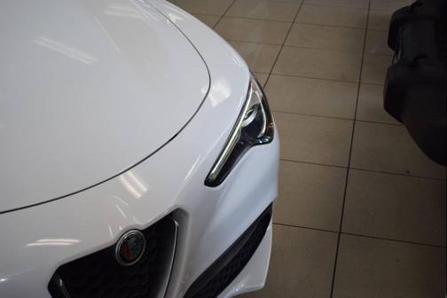 2018 Alfa Romeo Stelvio Ti Sport