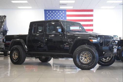 Black Clearcoat 2020 Jeep Gladiator Rubicon
