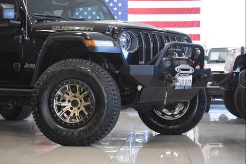Black Clearcoat 2020 Jeep Gladiator Rubicon