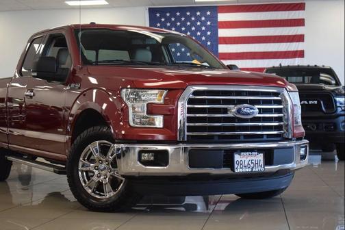 Burgundy 2015 Ford F-150 XLT