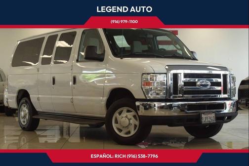 Oxford White 2014 Ford E350 Super Duty XLT