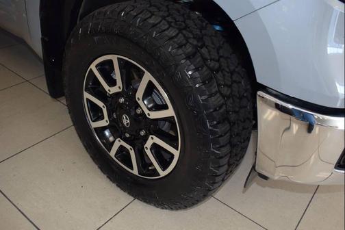 2019 Toyota Tundra SR5