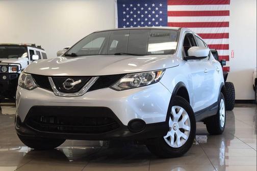 Brilliant Silver Metallic 2019 Nissan Rogue Sport S