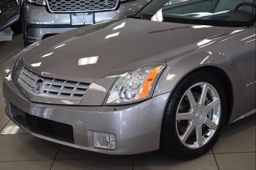 2005 Cadillac XLR Base