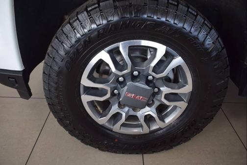 2022 GMC Sierra 2500 AT4