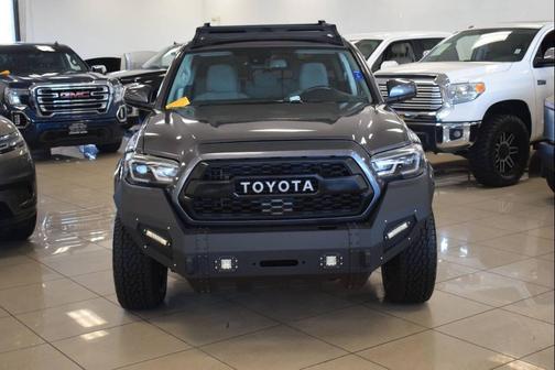 2018 Toyota Tacoma SR5