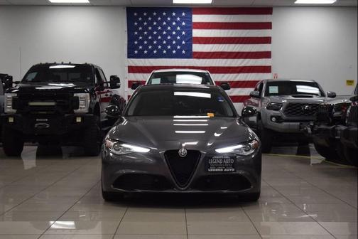 2021 Alfa Romeo Giulia Base