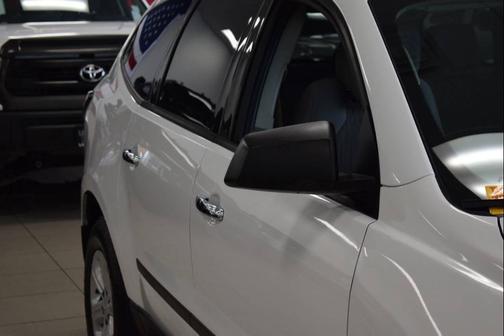 2017 Chevrolet Traverse LS