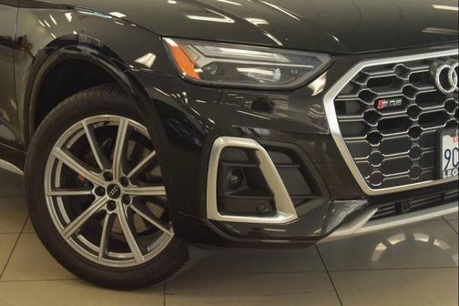 Mythos Black Metallic 2022 Audi SQ5 3.0T Premium Plus