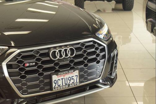 Mythos Black Metallic 2022 Audi SQ5 3.0T Premium Plus