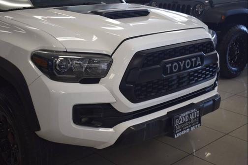 Super White 2017 Toyota Tacoma Base