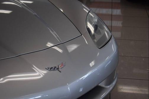 2005 Chevrolet Corvette Base