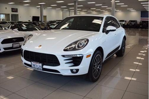 2016 Porsche Macan S