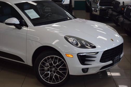 2016 Porsche Macan S