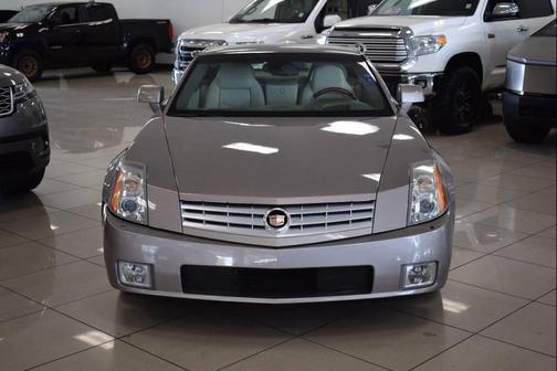 2005 Cadillac XLR Base