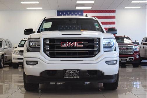 White 2017 GMC Sierra 1500 SLT