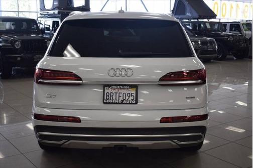 2020 Audi Q7 55 Premium