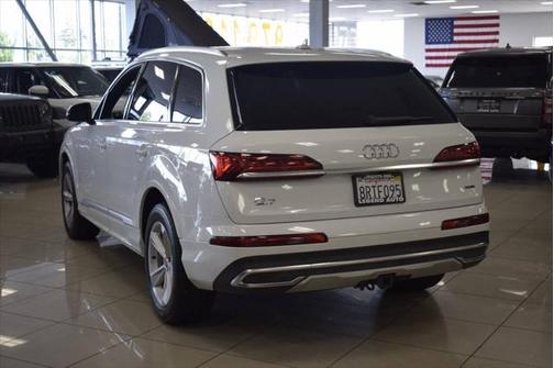 2020 Audi Q7 55 Premium
