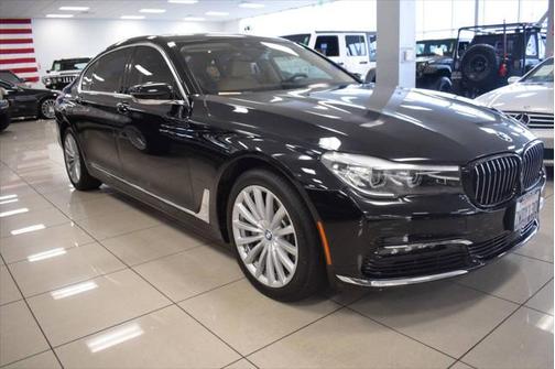 2016 BMW 740 740i 4dr Sedan