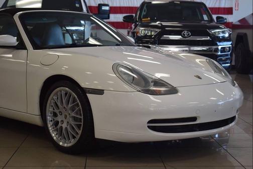 2000 Porsche 911 Carrera