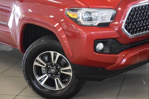 2018 Toyota Tacoma TRD Sport