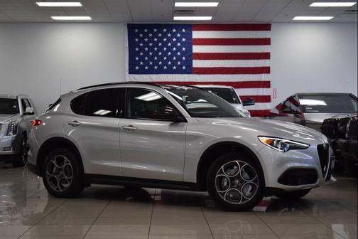 2021 Alfa Romeo Stelvio Base