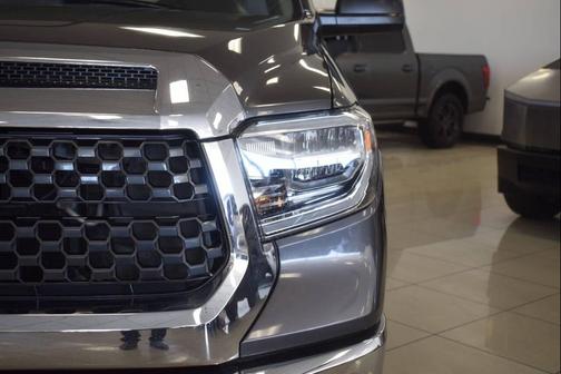 2014 Toyota Tundra SR5