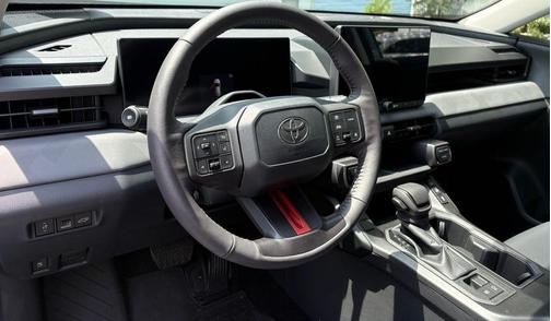 Everest 2026 Toyota RAV4 Woodland