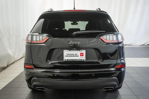 Diamond Black Crystal Pearlcoat 2019 Jeep Cherokee Limited