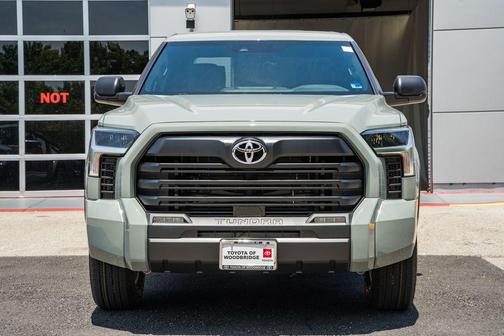 Lunar 2026 Toyota Tundra SR5