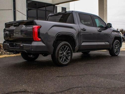 2024 Toyota Tundra Platinum
