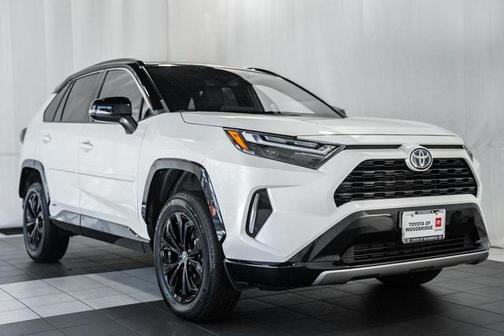 2022 Toyota RAV4 Hybrid SE