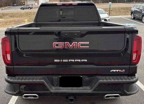2025 GMC Sierra 1500 AT4
