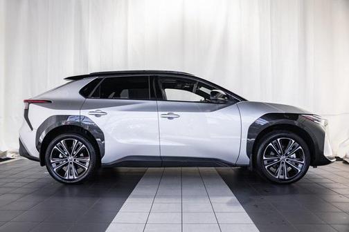 2023 Toyota bZ4X Limited